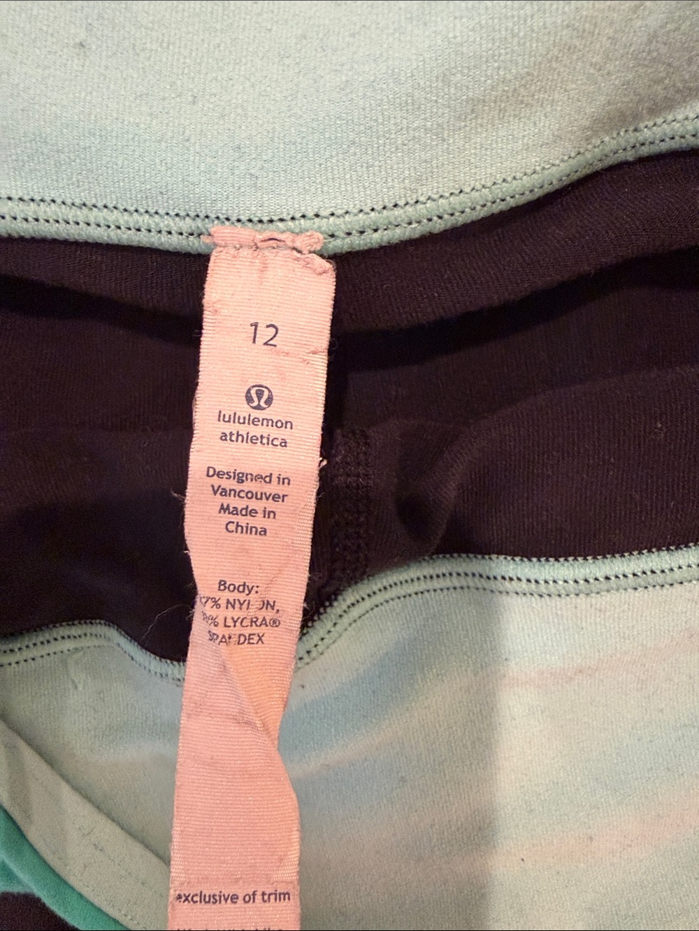 lululemon athletica Black Shorts Size 10 - Picture 5 of 9